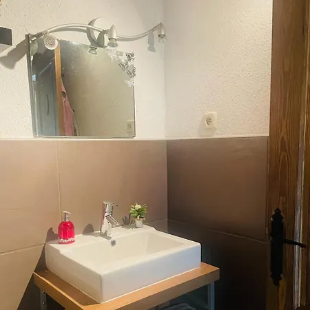 Apto Pirineos Osseja Apartman